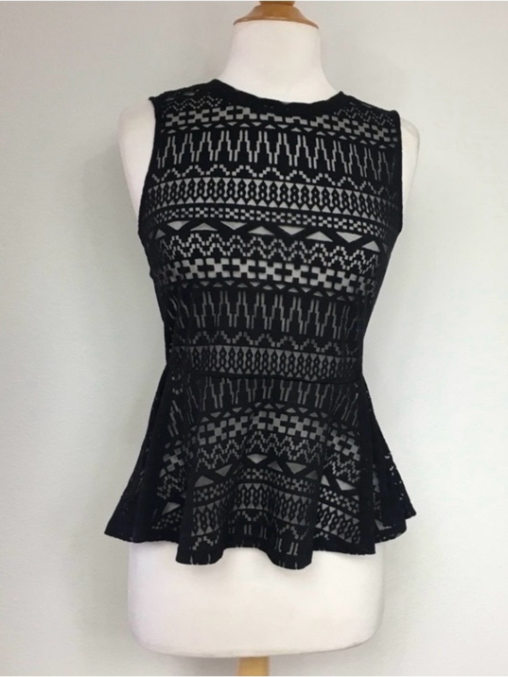 DV by Dolce Vita Womens Black Aztec Print Burnout Peplum Sleeveless Top Size S